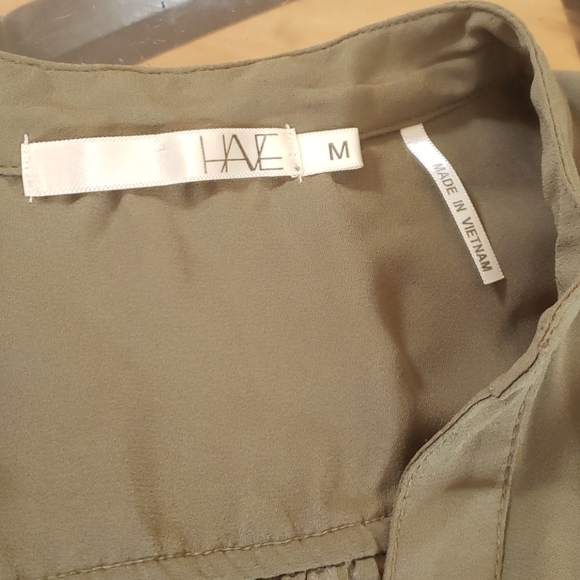 Blouse - Picture 2 of 3